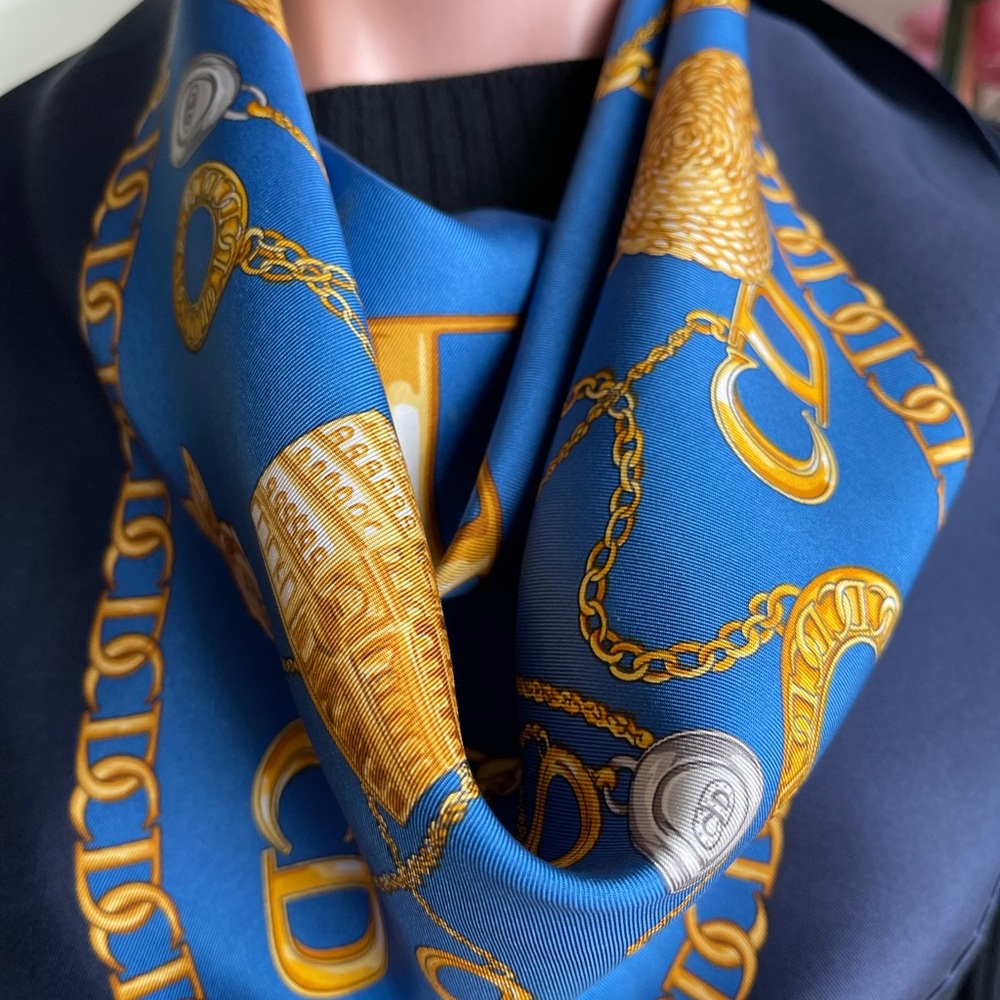 Christian Dior Blue and Gold Scarf - Picture 4 of 16
